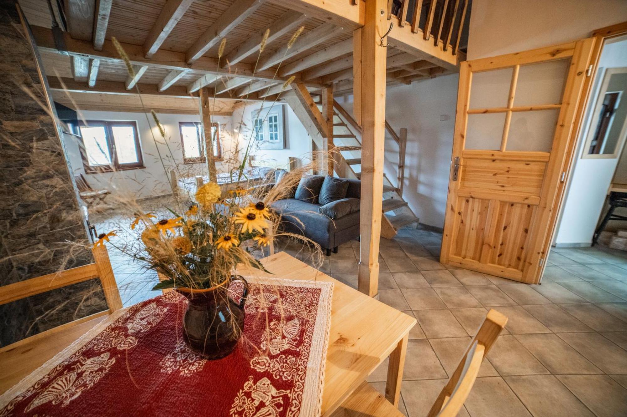 Vinny Sklep Kovarna - Nad Presovnou Apartment Rohatec